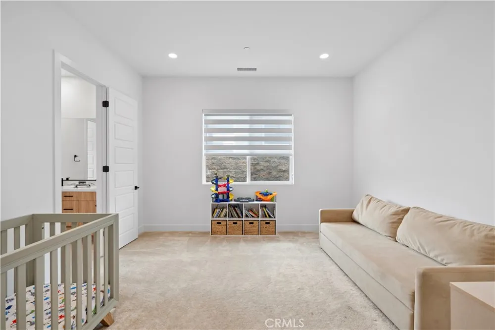 18411 Boulder Bluff Silverado, CA 92676