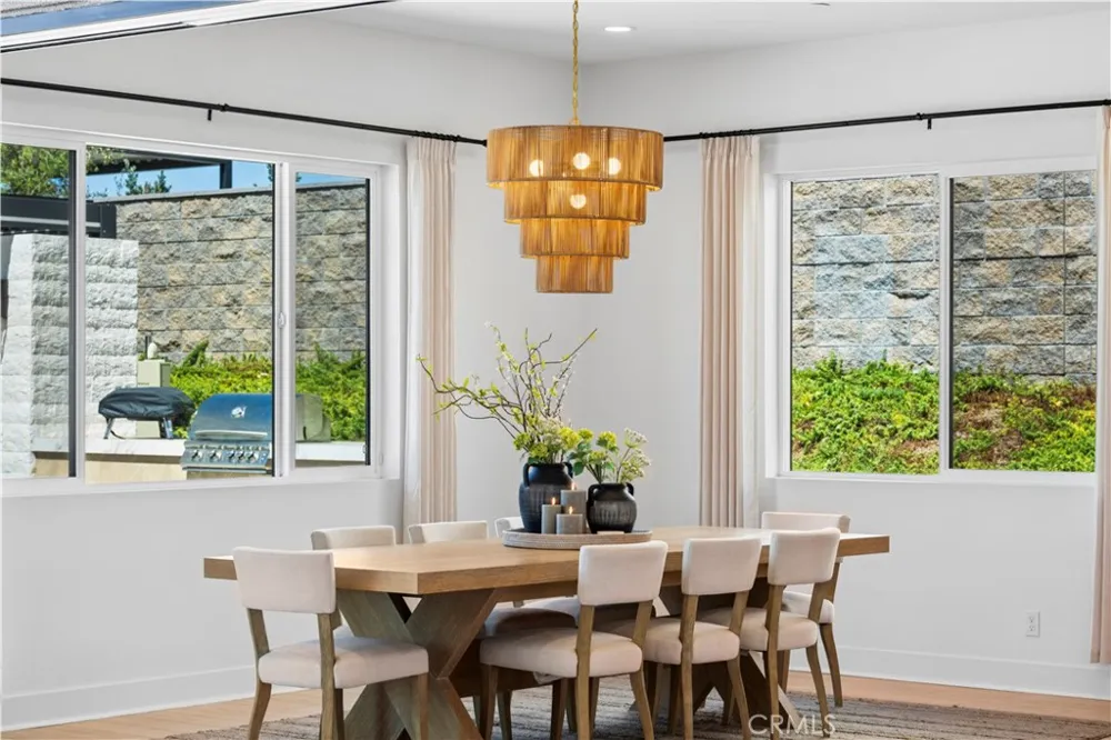 18411 Boulder Bluff Silverado, CA 92676