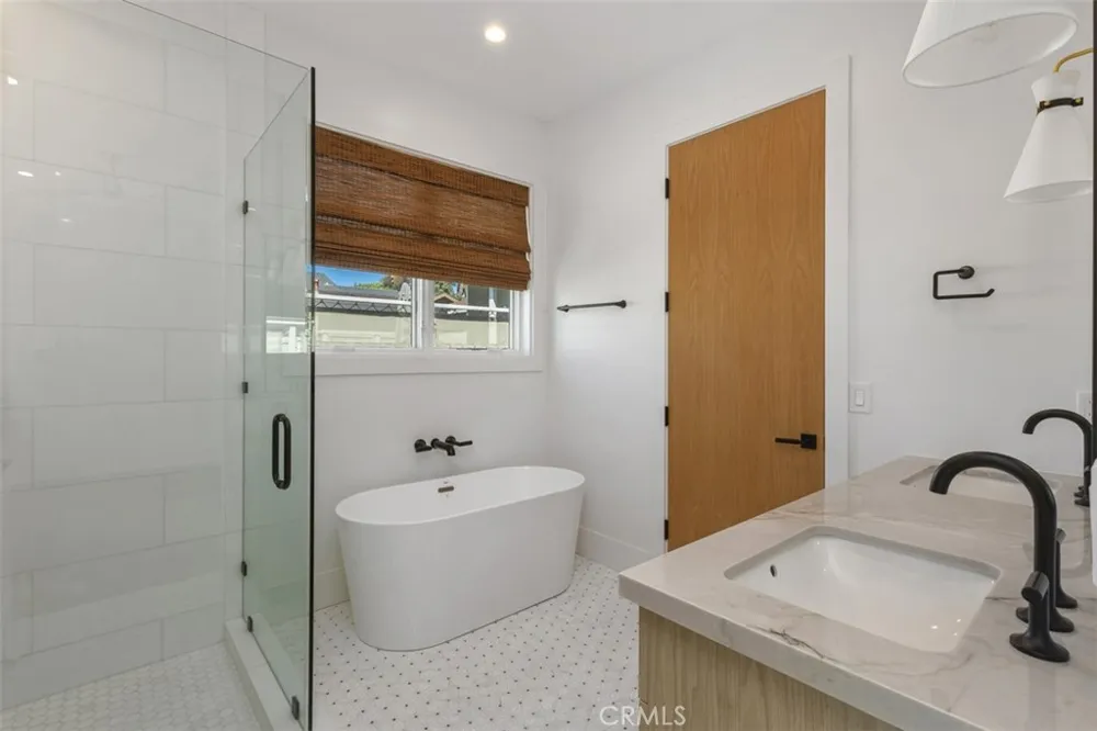 515 Jasmine Avenue Newport Beach, CA 92625