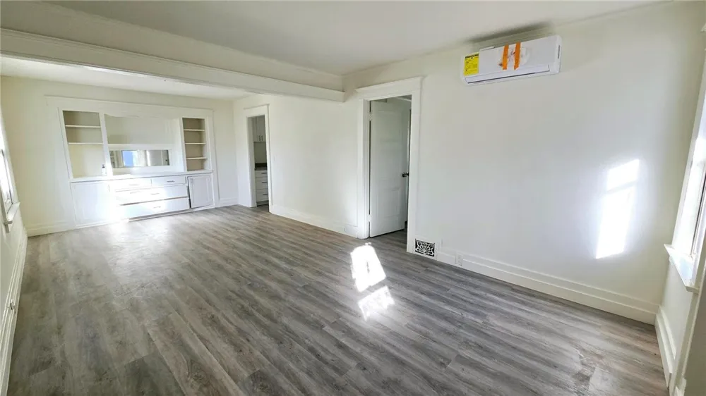 415 W Pine Santa Ana, CA 92701