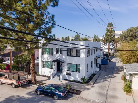 415 W Pine