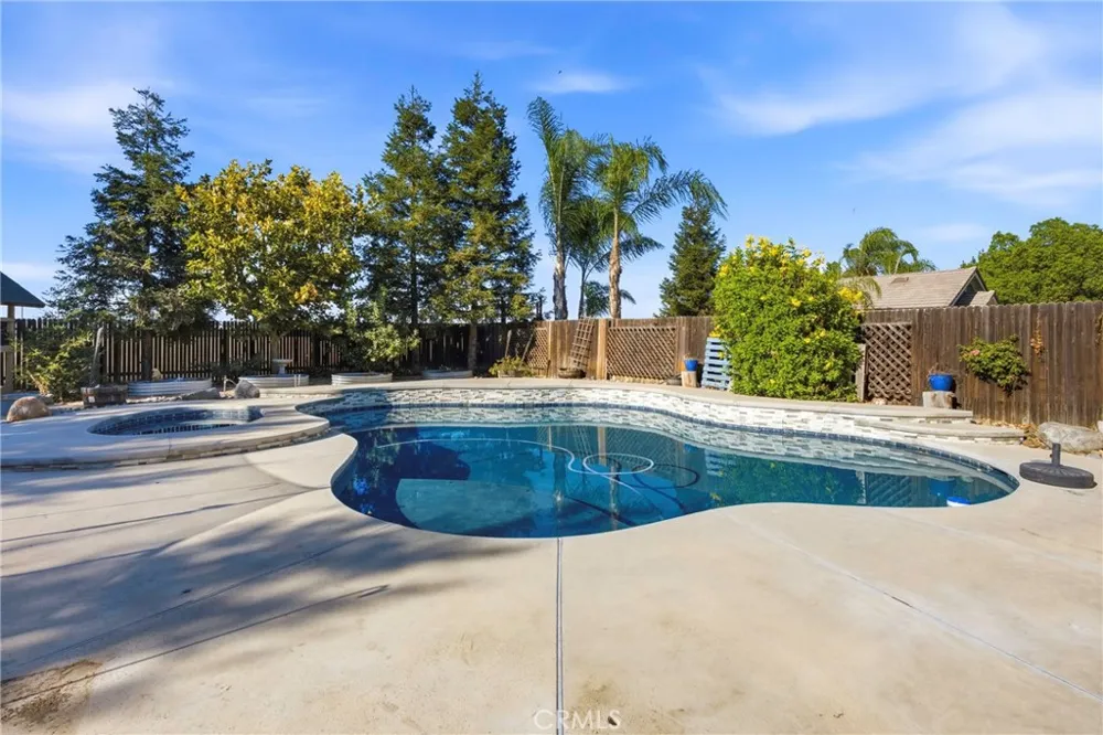 10112 Cranberry Isle Bakersfield, CA 93314