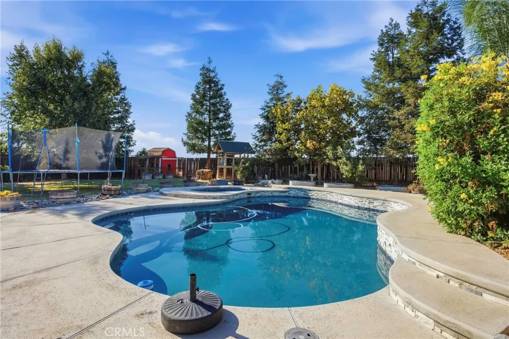 10112 Cranberry Isle Bakersfield, CA 93314
