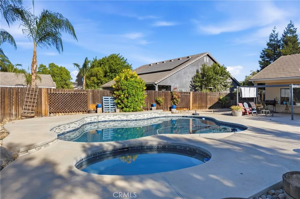 10112 Cranberry Isle Bakersfield, CA 93314