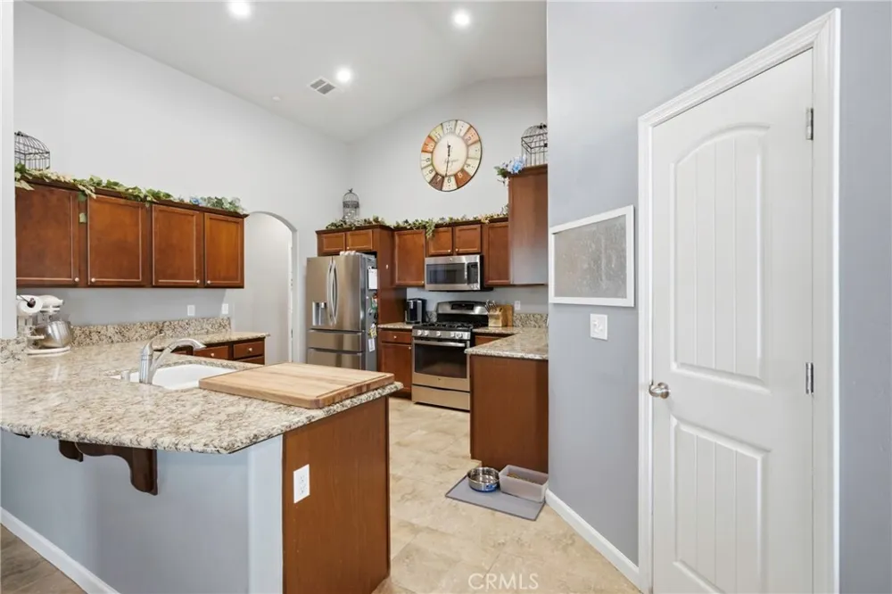 10112 Cranberry Isle Bakersfield, CA 93314