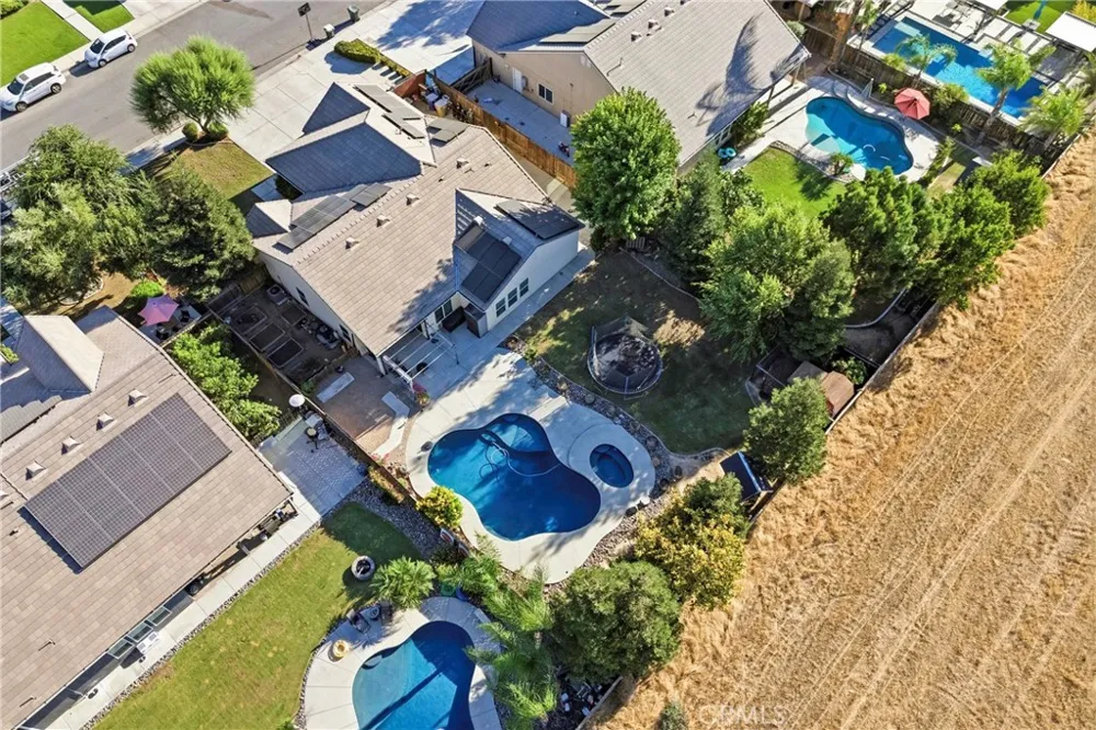 10112 Cranberry Isle Bakersfield, CA 93314