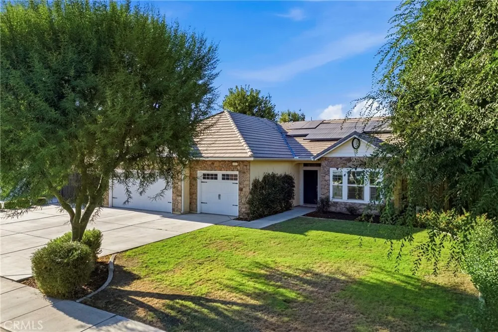 10112 Cranberry Isle Bakersfield, CA 93314