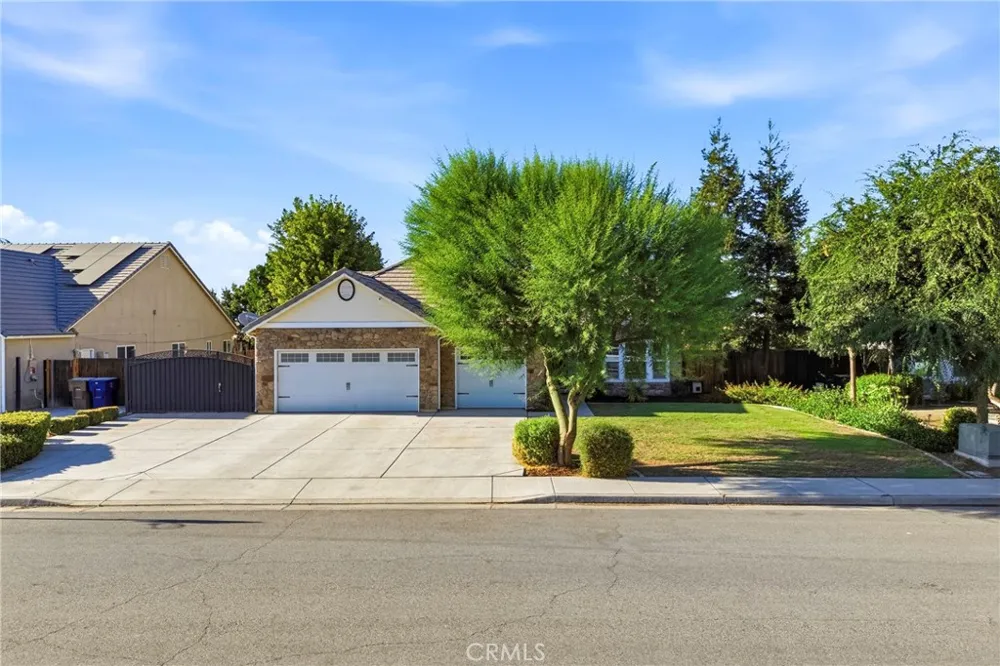 10112 Cranberry Isle Bakersfield, CA 93314