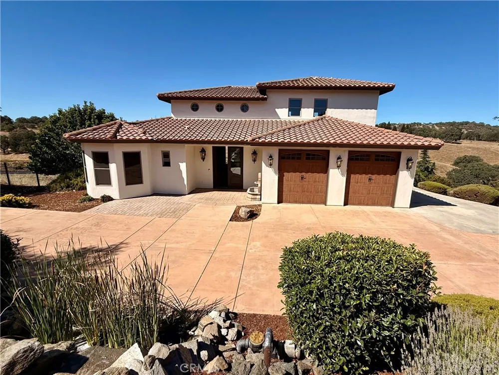 2040 Vista De La Vina Templeton, CA 93465