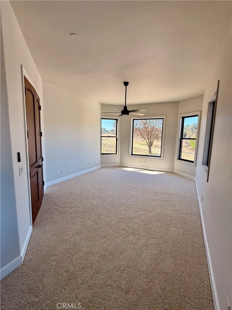 2040 Vista De La Vina Templeton, CA 93465