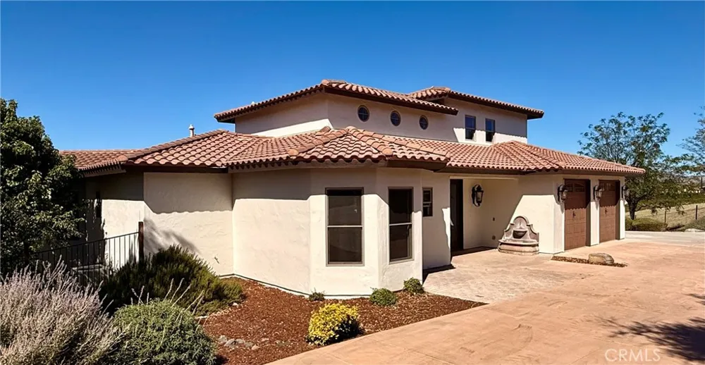 2040 Vista De La Vina Templeton, CA 93465