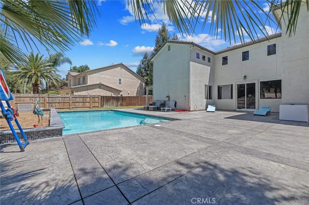 3320 W Glendale Visalia, CA 93291