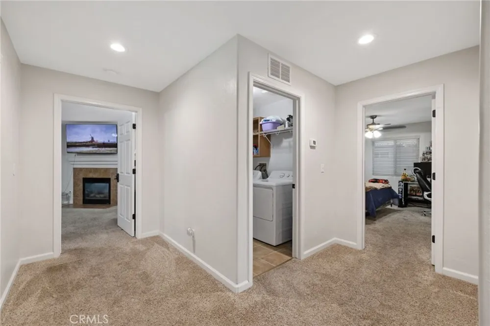 3320 W Glendale Visalia, CA 93291
