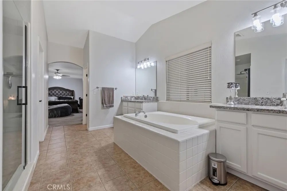 3320 W Glendale Visalia, CA 93291