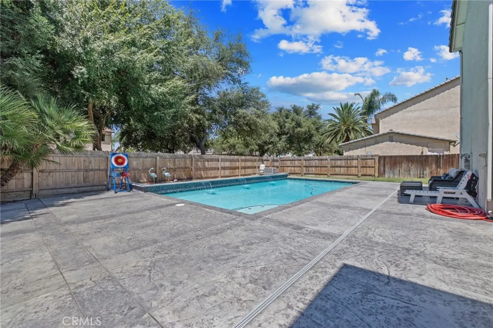 3320 W Glendale Visalia, CA 93291