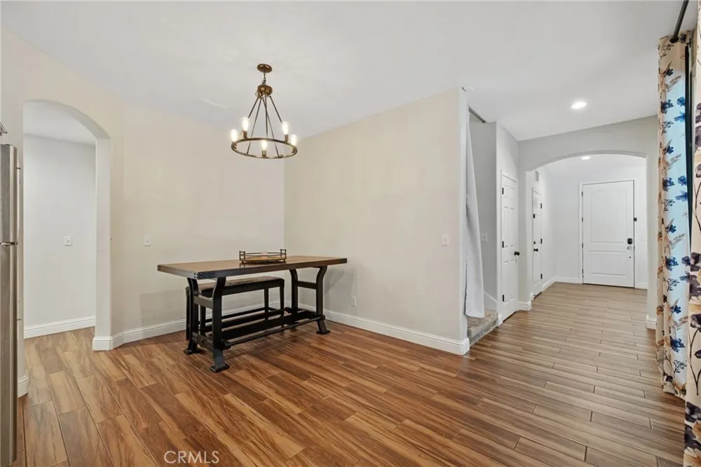 3320 W Glendale Visalia, CA 93291