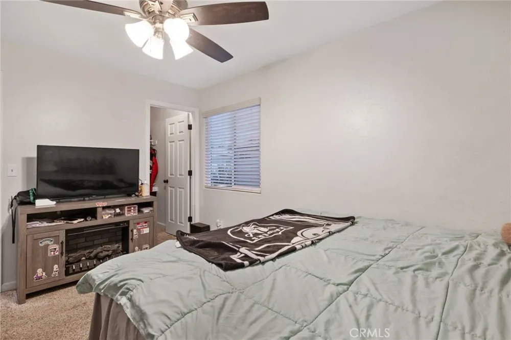 3320 W Glendale Visalia, CA 93291