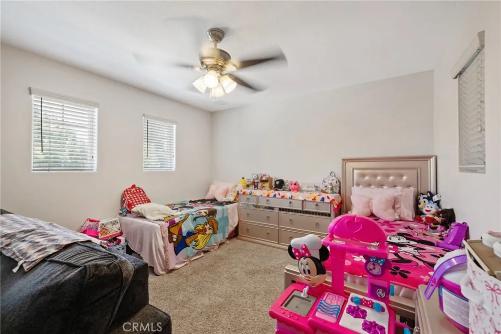 3320 W Glendale Visalia, CA 93291