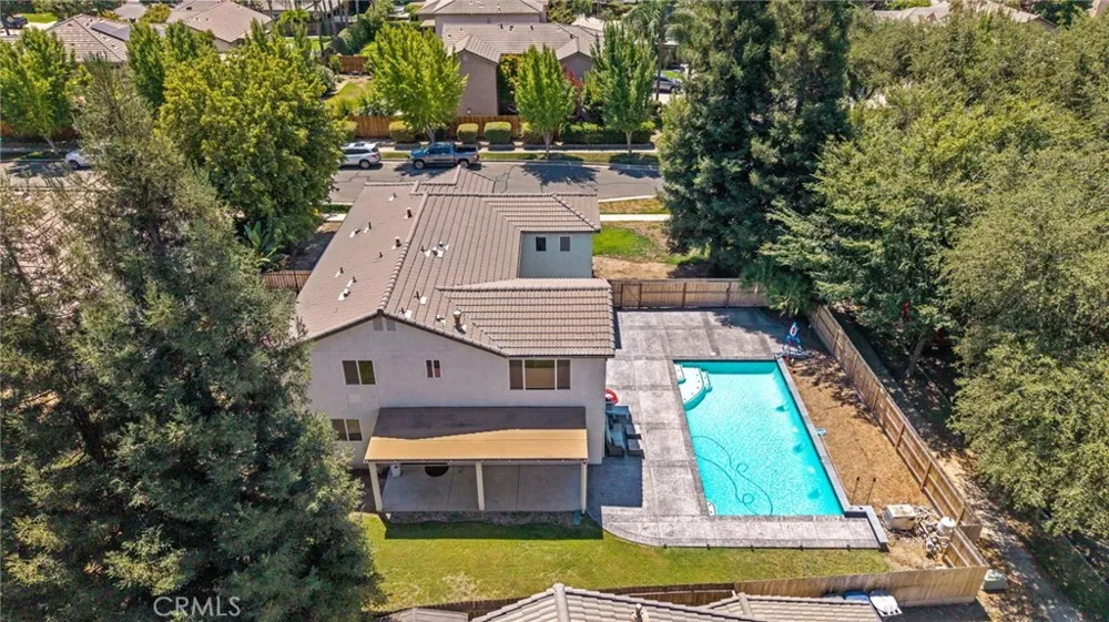3320 W Glendale Visalia, CA 93291