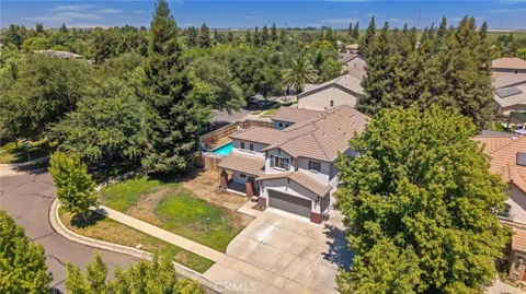 3320 W Glendale