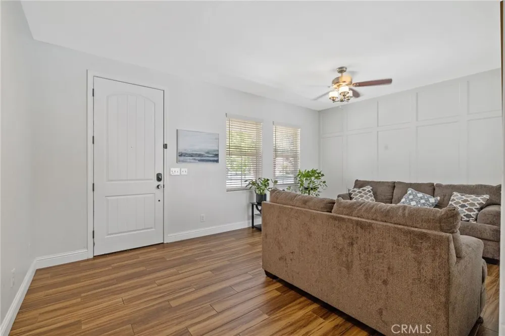 3320 W Glendale Visalia, CA 93291