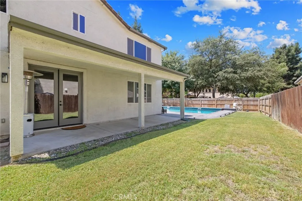 3320 W Glendale Visalia, CA 93291