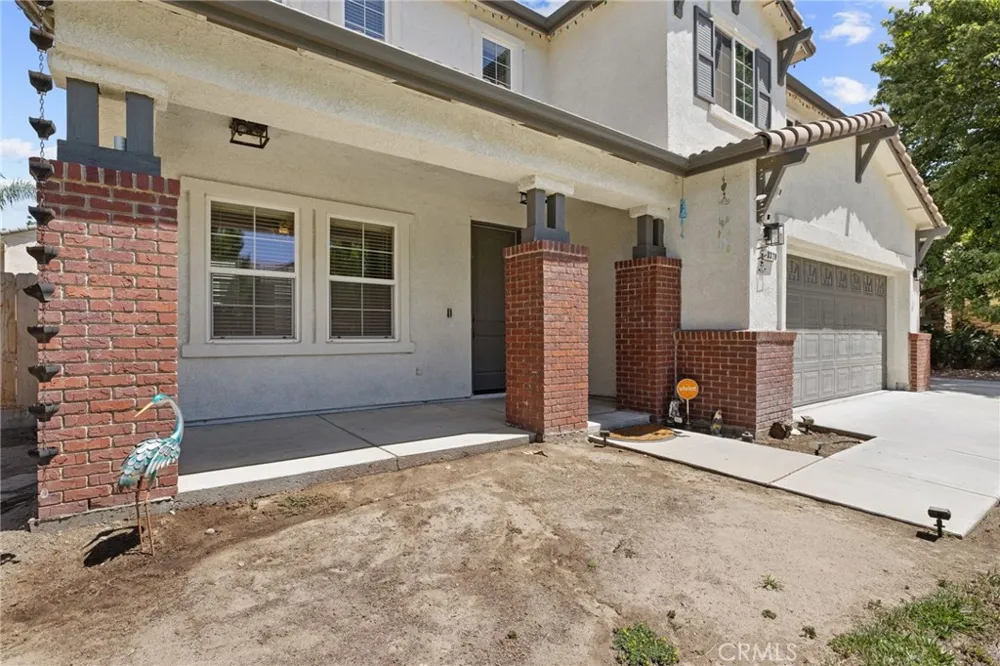 3320 W Glendale Visalia, CA 93291