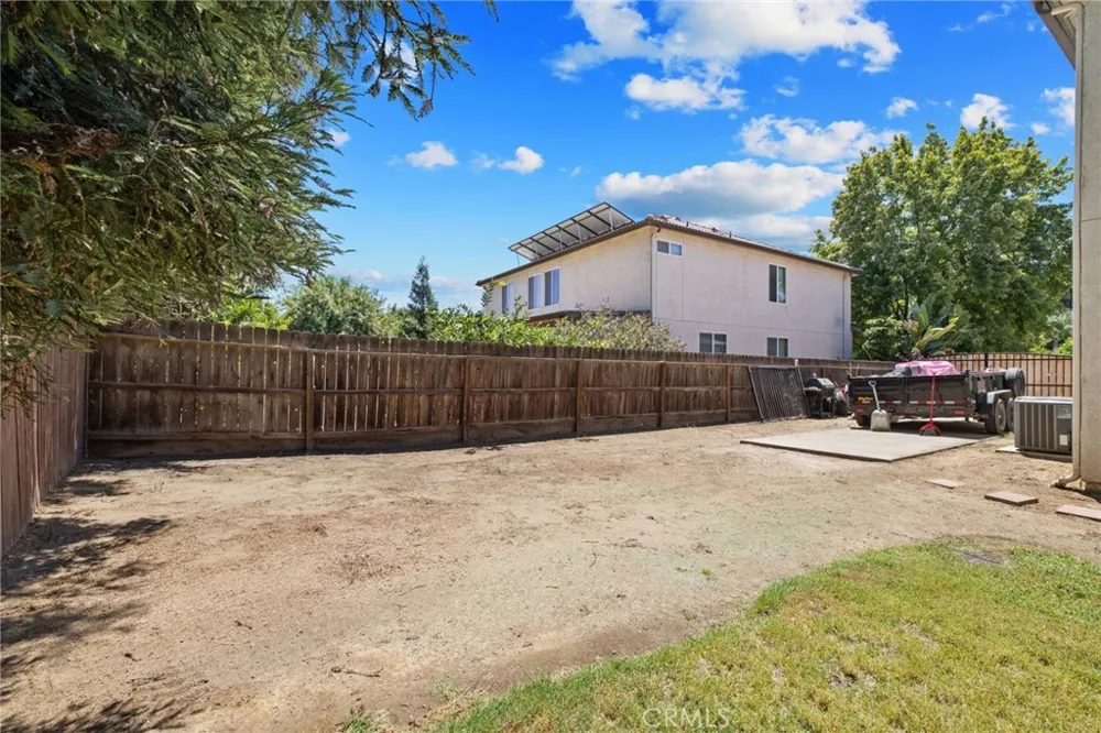 3320 W Glendale Visalia, CA 93291