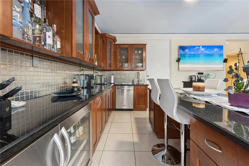 6234 Paradise Point Drive #6234 Palmetto Bay, FL 33157