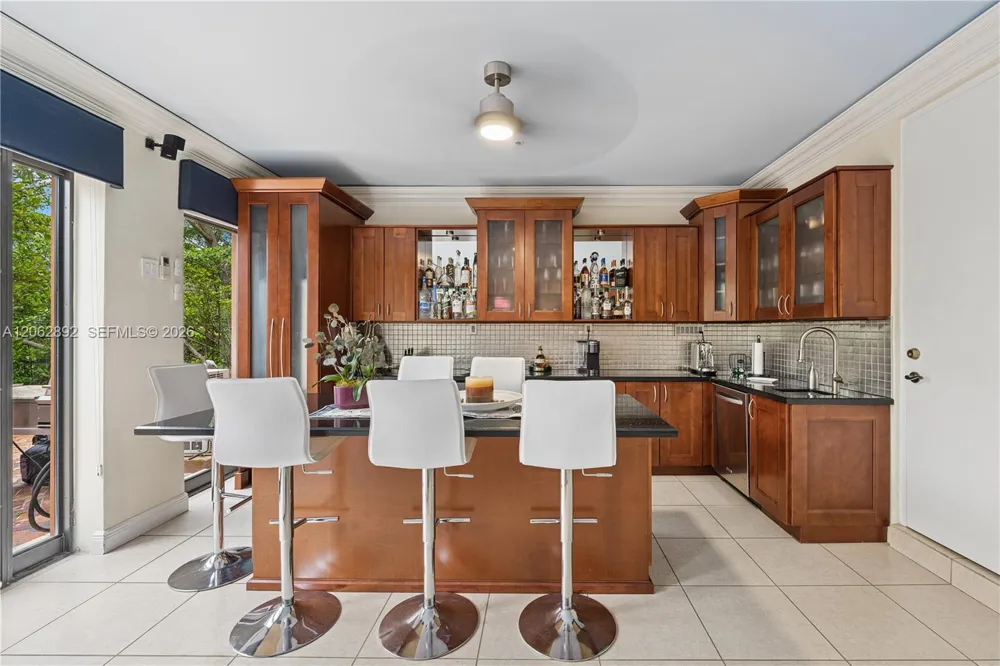 6234 Paradise Point Drive #6234 Palmetto Bay, FL 33157