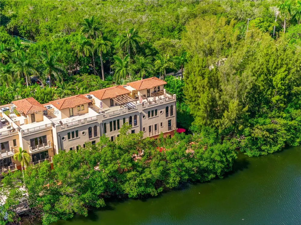 6234 Paradise Point Drive #6234 Palmetto Bay, FL 33157
