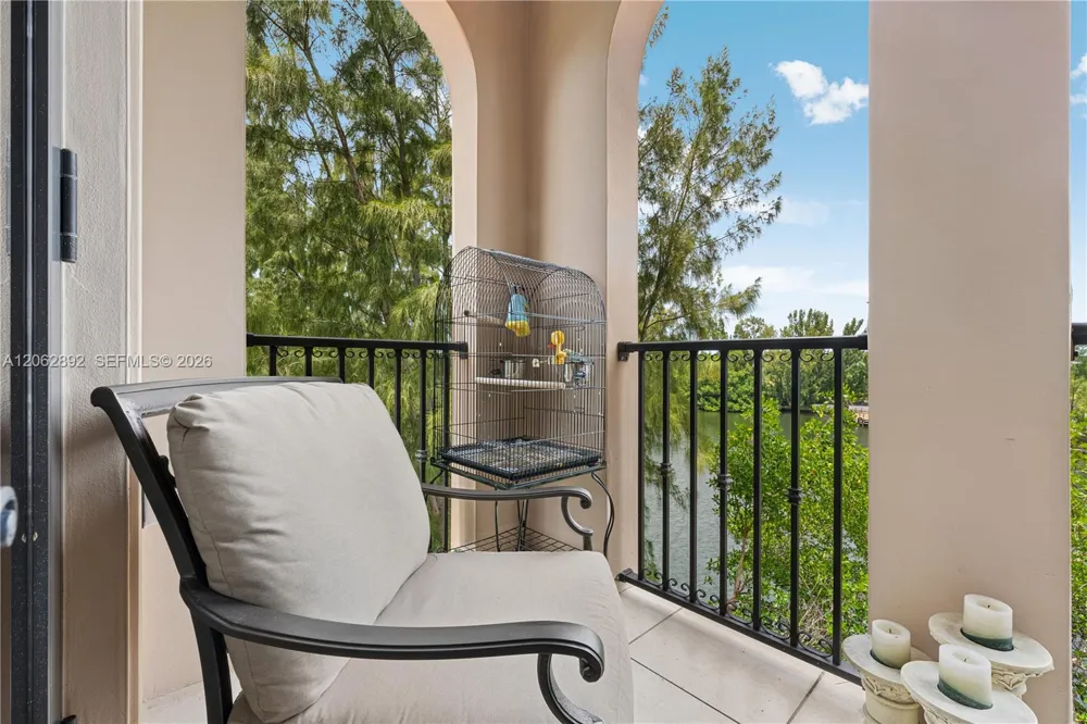 6234 Paradise Point Drive #6234 Palmetto Bay, FL 33157