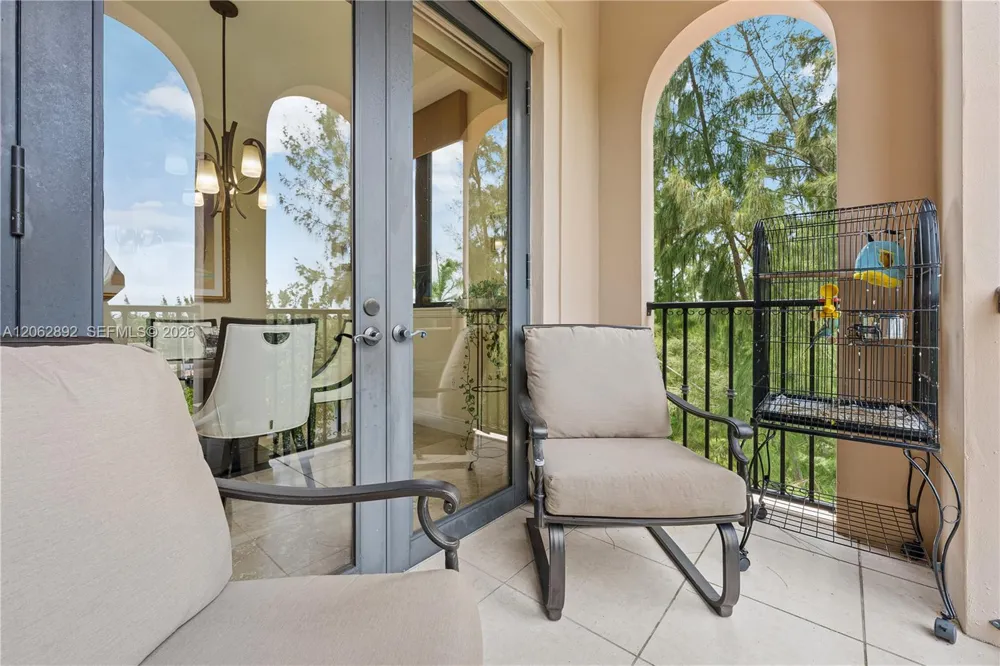 6234 Paradise Point Drive #6234 Palmetto Bay, FL 33157