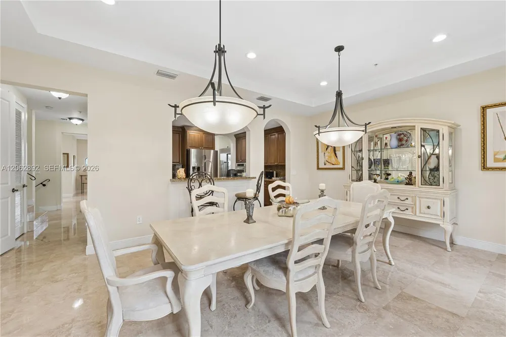 6234 Paradise Point Drive #6234 Palmetto Bay, FL 33157