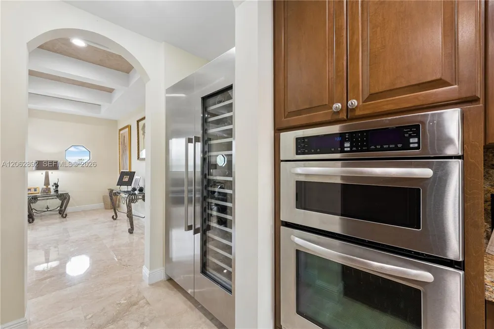 6234 Paradise Point Drive #6234 Palmetto Bay, FL 33157