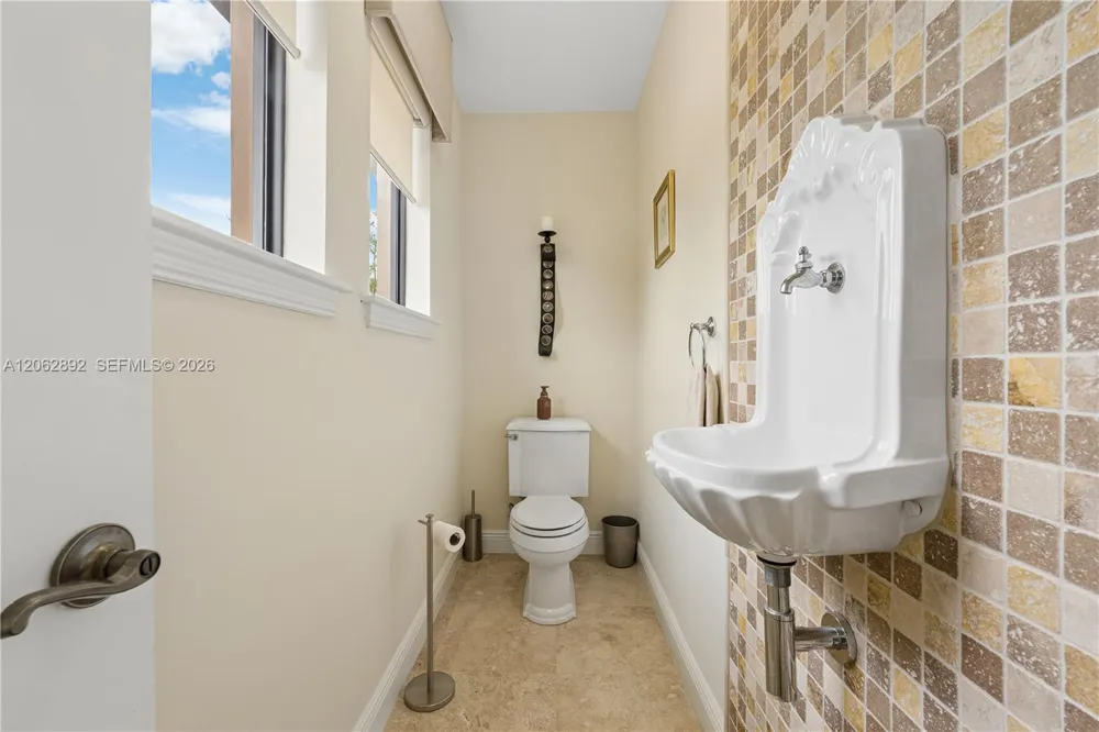 6234 Paradise Point Drive #6234 Palmetto Bay, FL 33157