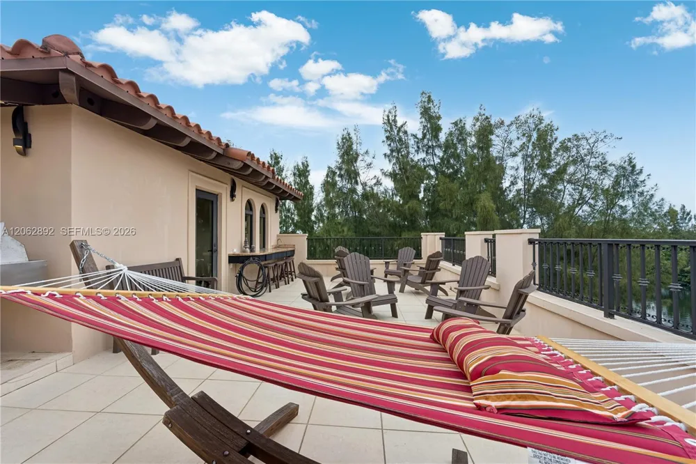 6234 Paradise Point Drive #6234 Palmetto Bay, FL 33157