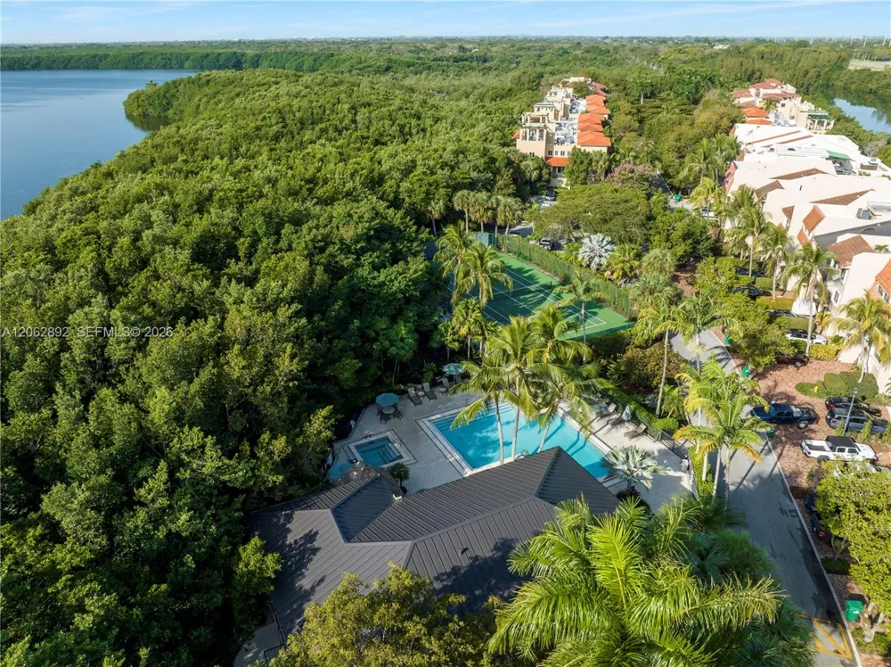 6234 Paradise Point Drive #6234 Palmetto Bay, FL 33157