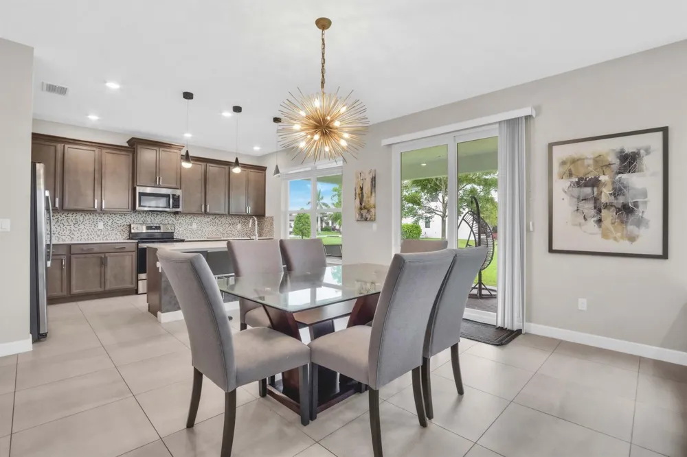 1304 Whitcombe Drive Royal Palm Beach, FL 33411