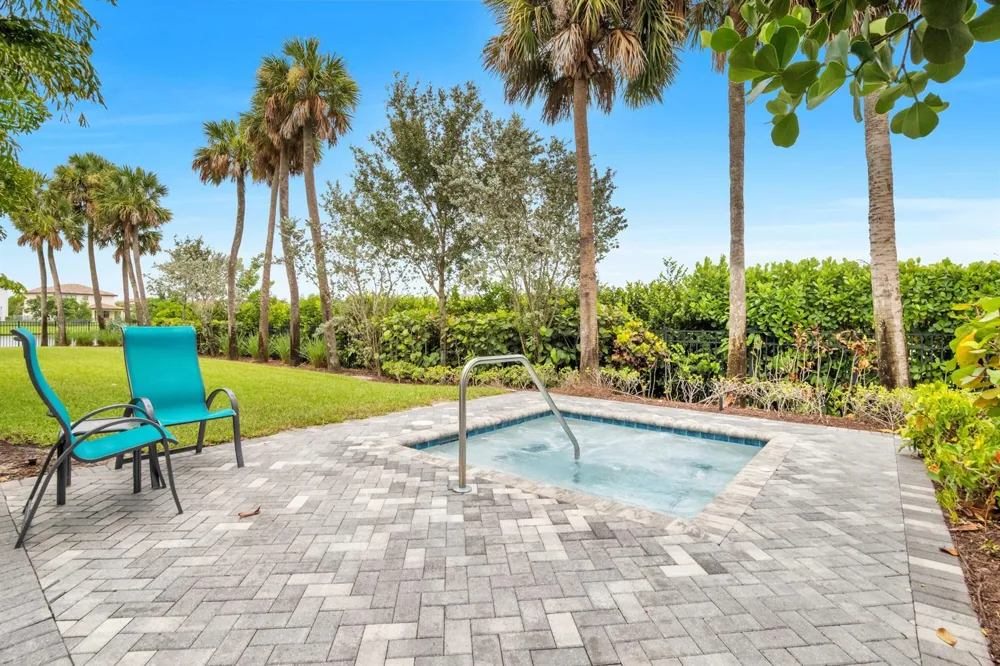 1304 Whitcombe Drive Royal Palm Beach, FL 33411