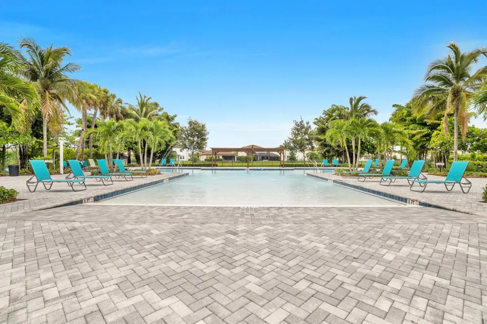 1304 Whitcombe Drive Royal Palm Beach, FL 33411