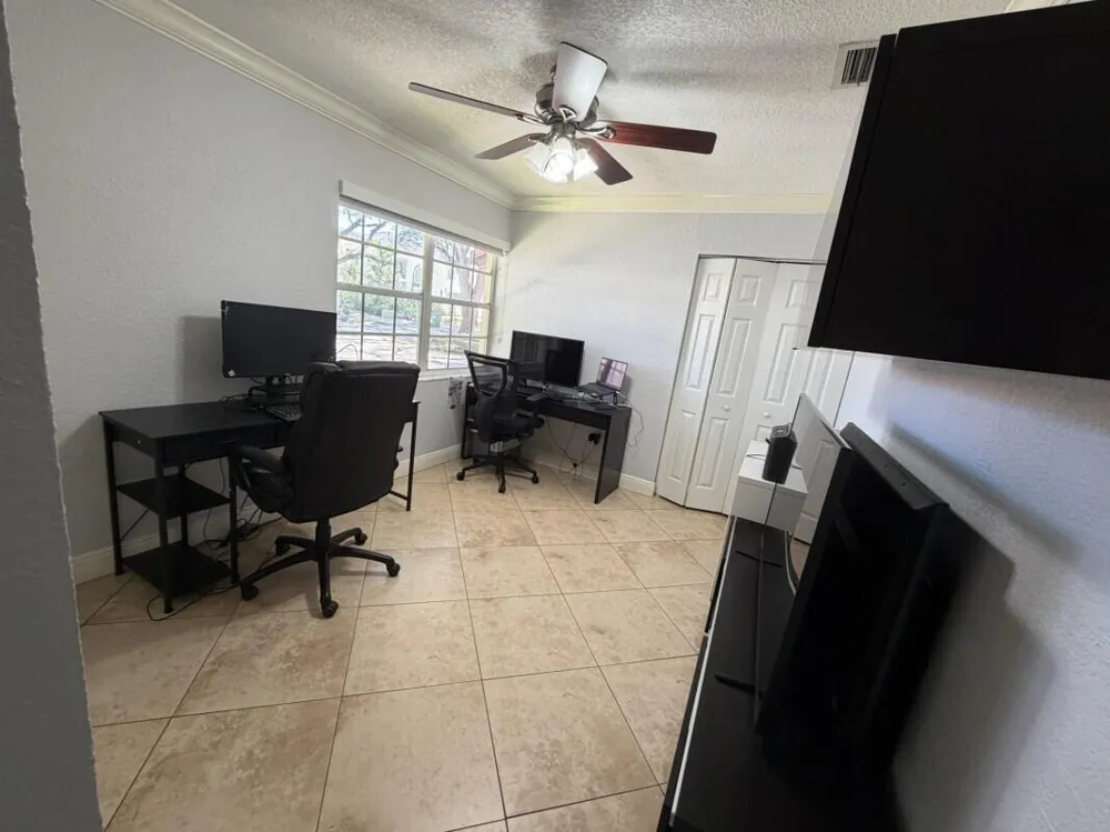 16820 NW 80th Court Hialeah, FL 33016