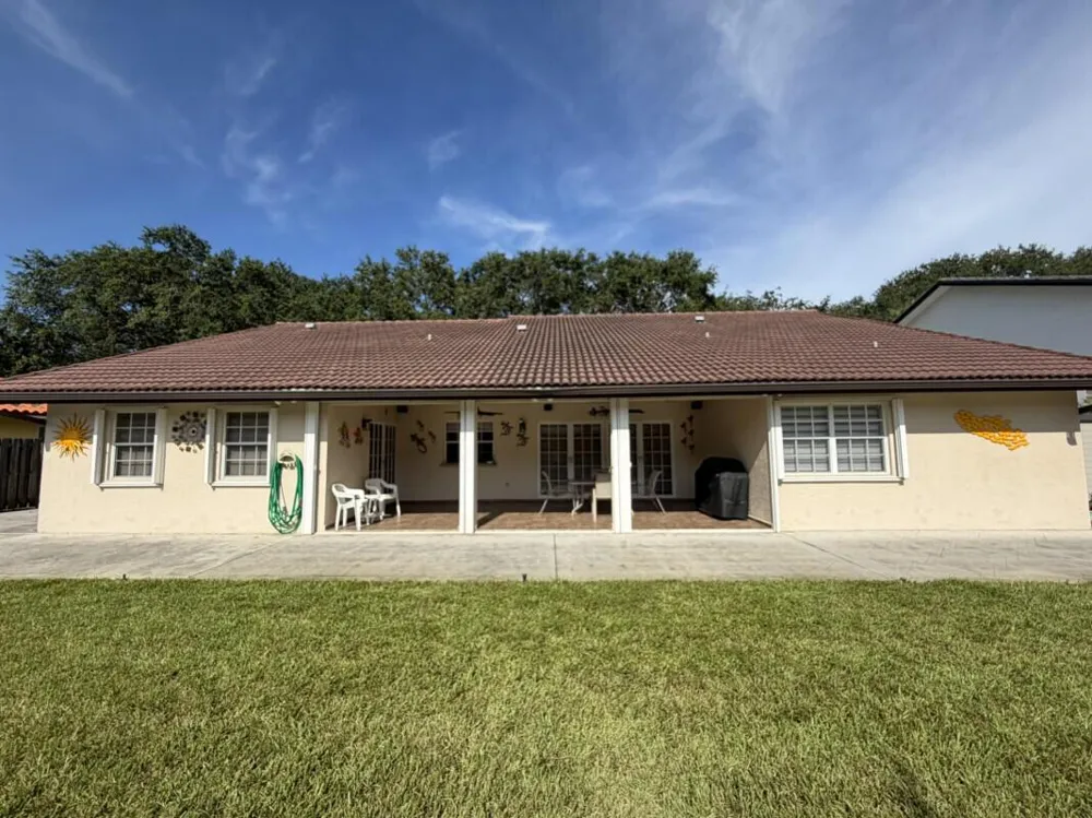 16820 NW 80th Court Hialeah, FL 33016