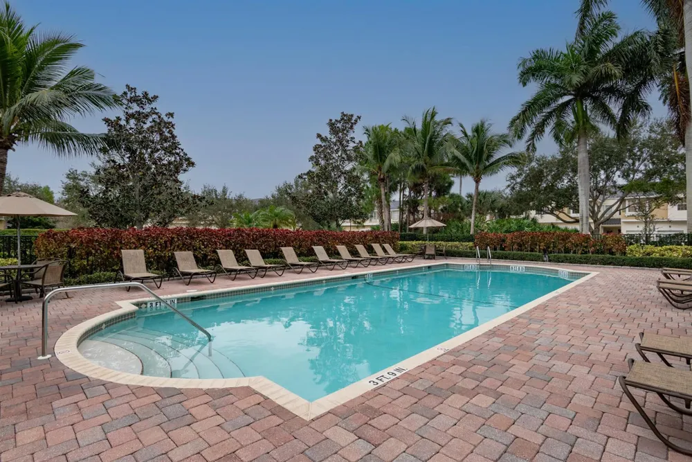 1600 SE SHEFFIELD TERRACE #201 Stuart, FL 34994