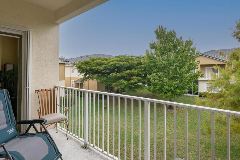 1600 SE SHEFFIELD TERRACE #201 Stuart, FL 34994