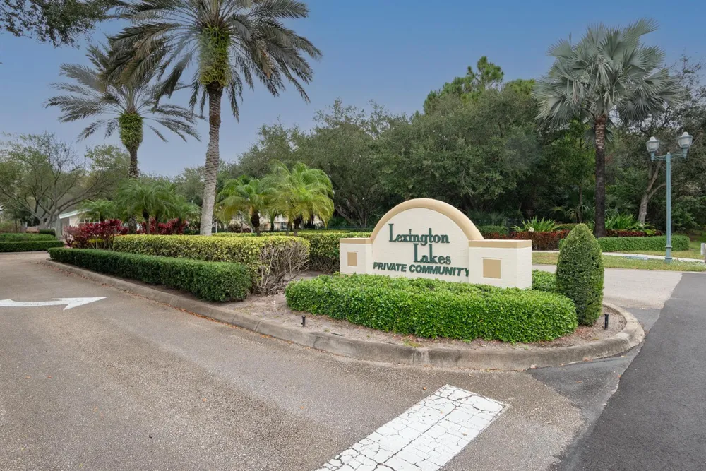 1600 SE SHEFFIELD TERRACE #201 Stuart, FL 34994