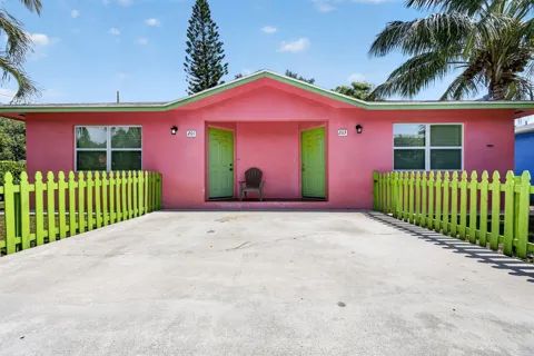 201 Palm Street #203