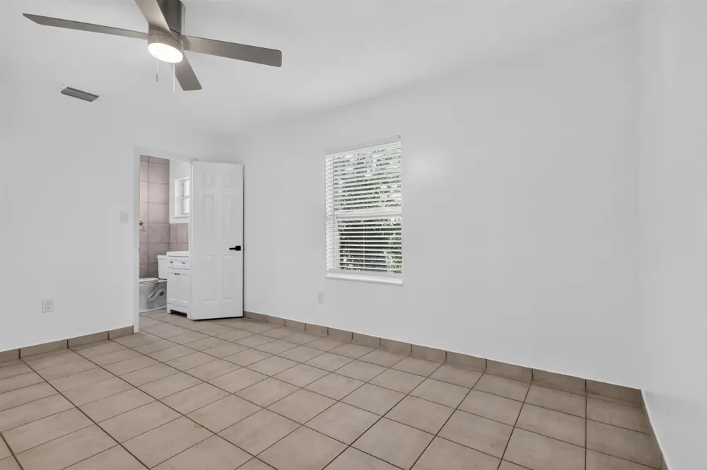 201 Palm Street #203 Lantana, FL 33462