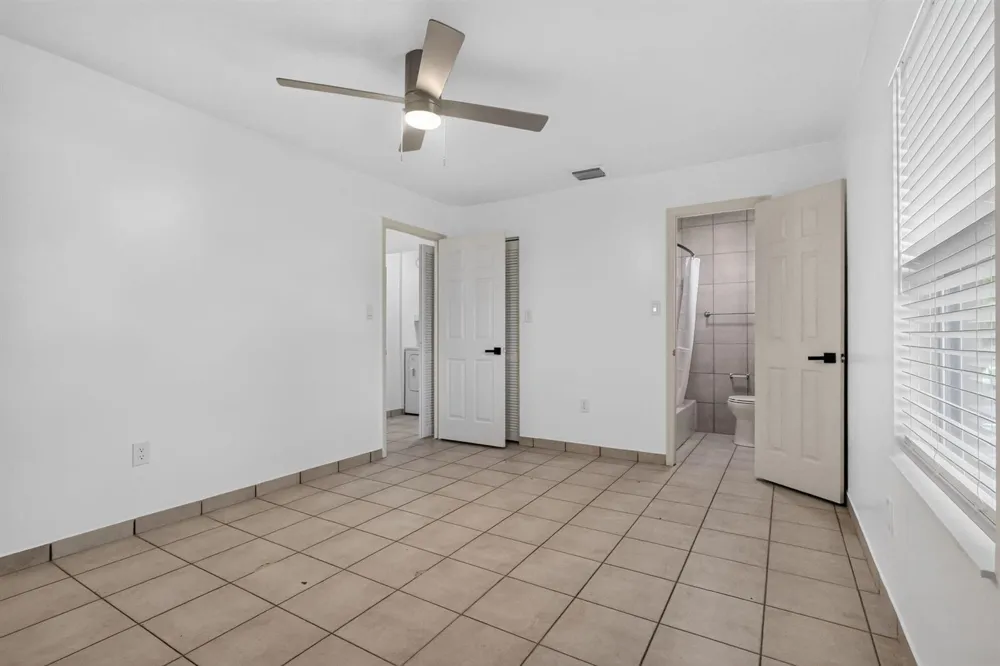 201 Palm Street #203 Lantana, FL 33462
