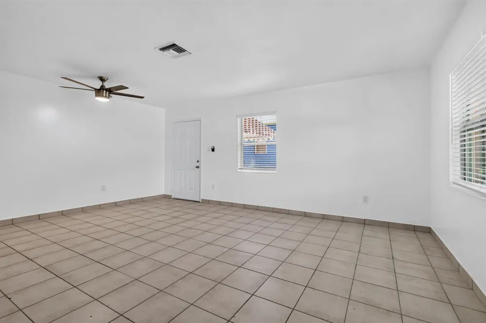 201 Palm Street #203 Lantana, FL 33462